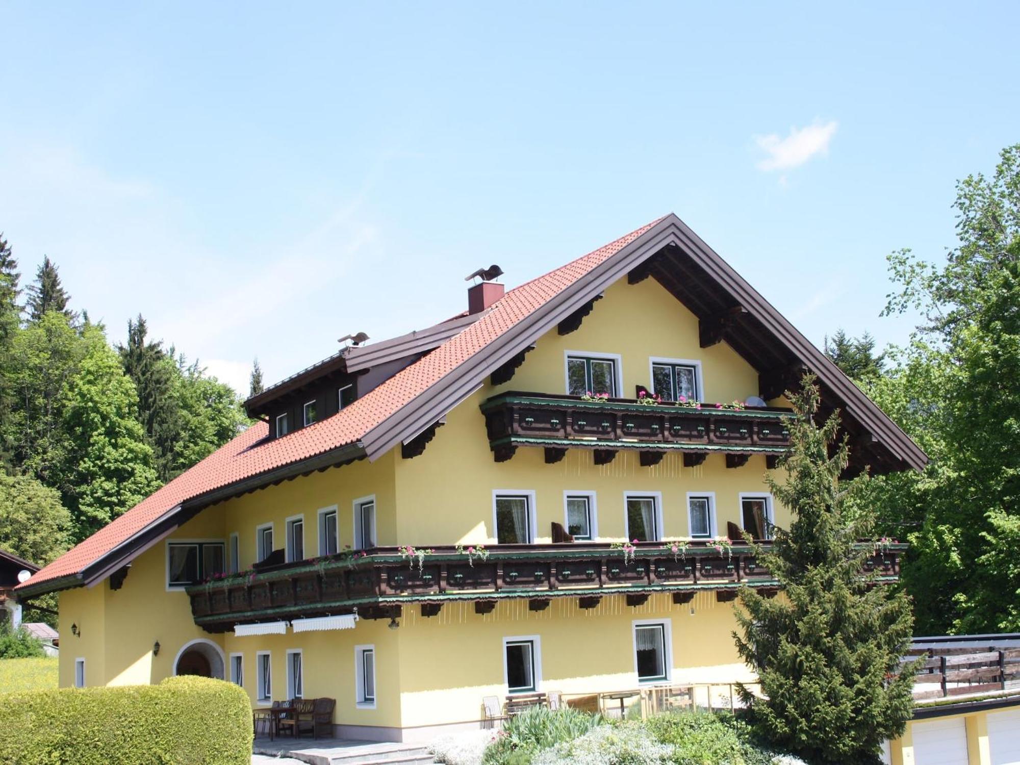 Apartament Scenic In Salzburg With Swimming Pool